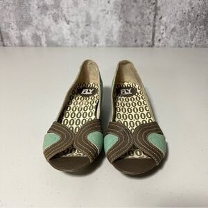 𝅺fly London Peep Toe Sandals